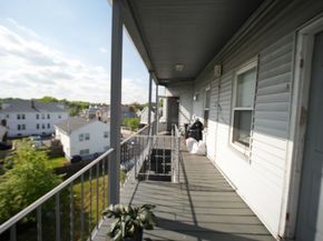76 School St, Revere MA 02151