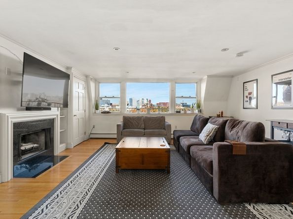194 Beacon St, Boston MA 02116