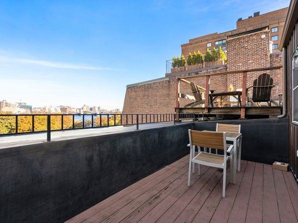 194 Beacon St, Boston MA 02116