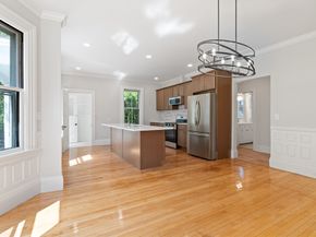 59 Arlington St, Fitchburg MA 01420