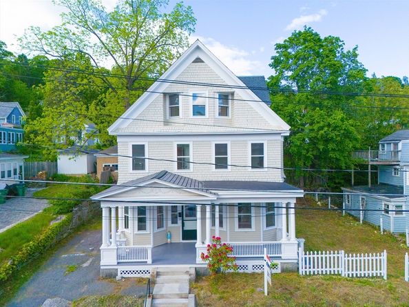 59 Arlington St, Fitchburg MA 01420