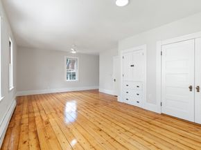 59 Arlington St, Fitchburg MA 01420