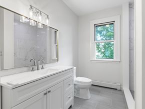 59 Arlington St, Fitchburg MA 01420