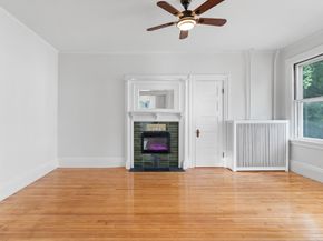 59 Arlington St, Fitchburg MA 01420