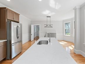 59 Arlington St, Fitchburg MA 01420