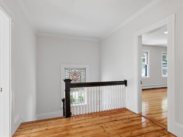 59 Arlington St, Fitchburg MA 01420