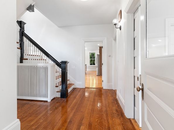 59 Arlington St, Fitchburg MA 01420