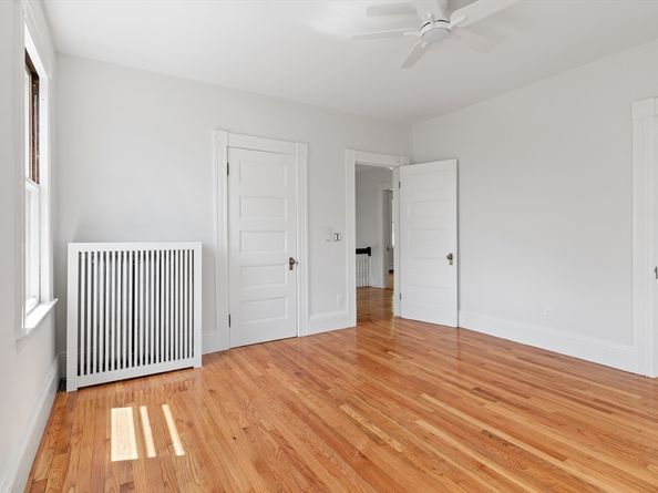 59 Arlington St, Fitchburg MA 01420