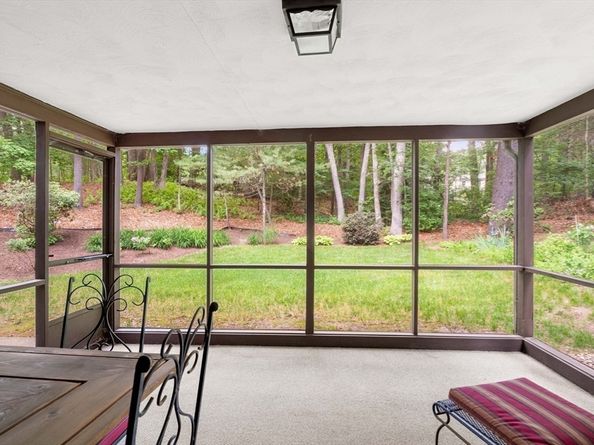 369 Border Rd, Concord MA 01742
