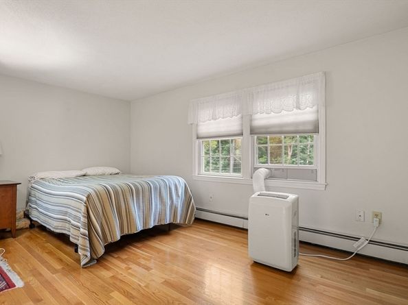 369 Border Rd, Concord MA 01742