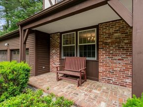 369 Border Rd, Concord MA 01742