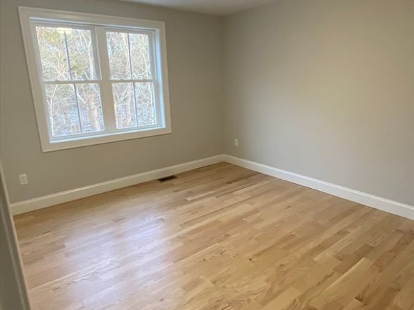 40 Old Summit St, Halifax MA 02338