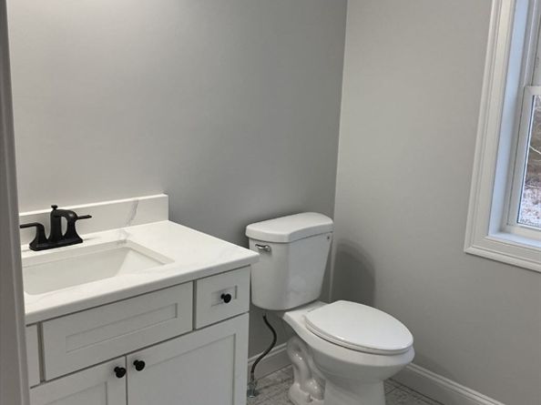 40 Old Summit St, Halifax MA 02338
