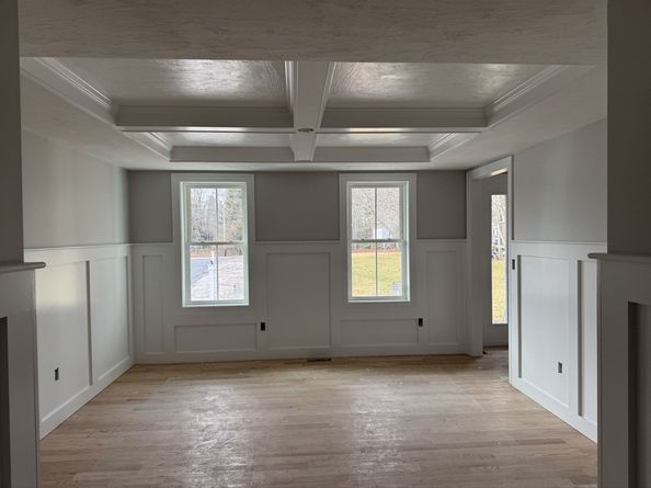 40 Old Summit St, Halifax MA 02338