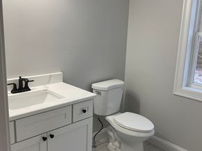 40 Old Summit St, Halifax MA 02338