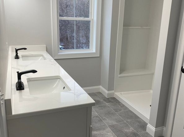 40 Old Summit St, Halifax MA 02338