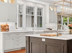 382 Lee St, Brookline MA 02445