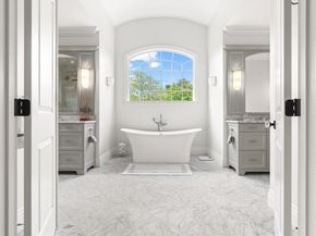 382 Lee St, Brookline MA 02445