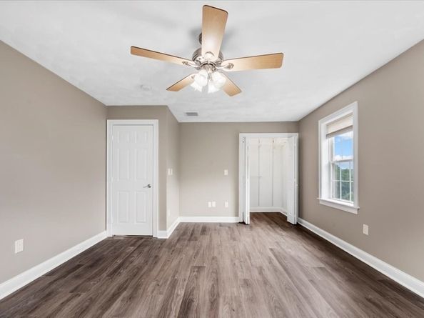 44 Hycrest Rd, Charlton MA 01507