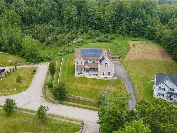 44 Hycrest Rd, Charlton MA 01507