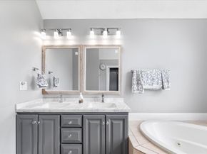 44 Hycrest Rd, Charlton MA 01507