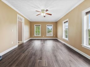 44 Hycrest Rd, Charlton MA 01507