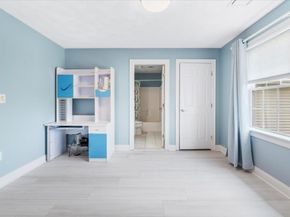 44 Hycrest Rd, Charlton MA 01507