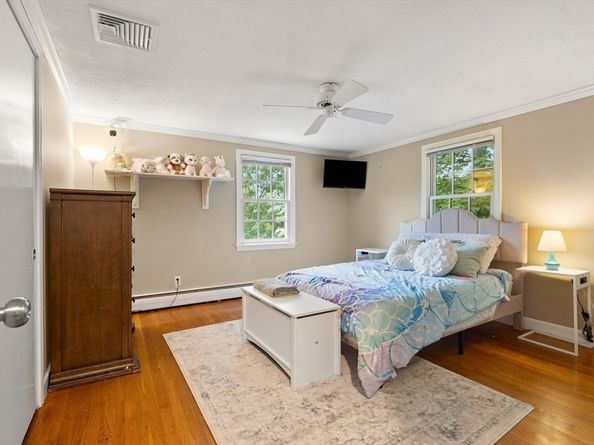 16 Rockland Rd, Danvers MA 01923