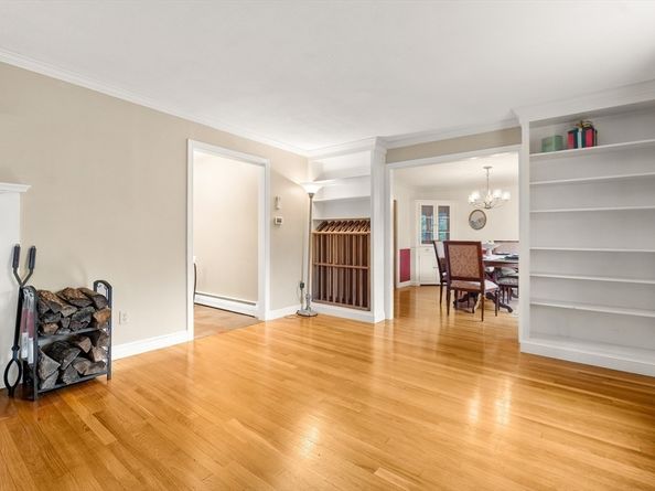 16 Rockland Rd, Danvers MA 01923