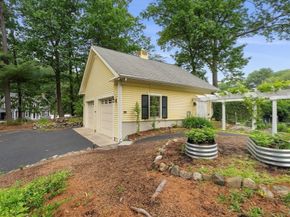 16 Rockland Rd, Danvers MA 01923