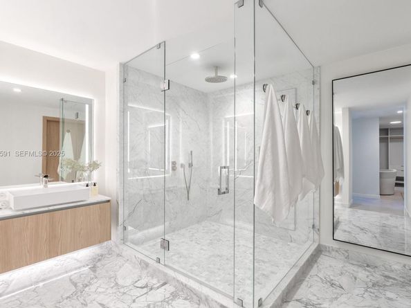 1135 103rd St PH4, Bay Harbor Islands FL 33154