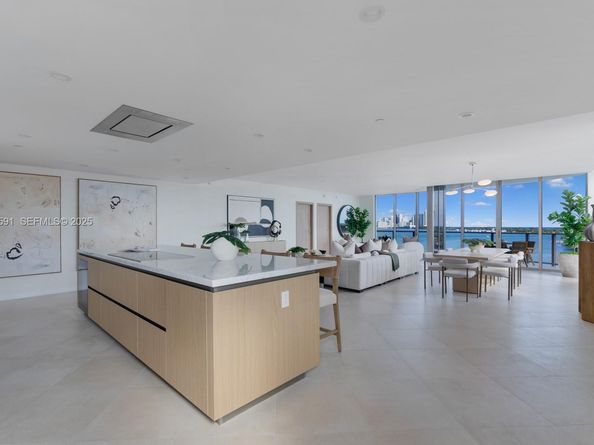 1135 103rd St PH4, Bay Harbor Islands FL 33154