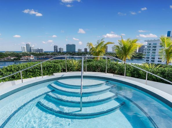 1135 103rd St PH4, Bay Harbor Islands FL 33154