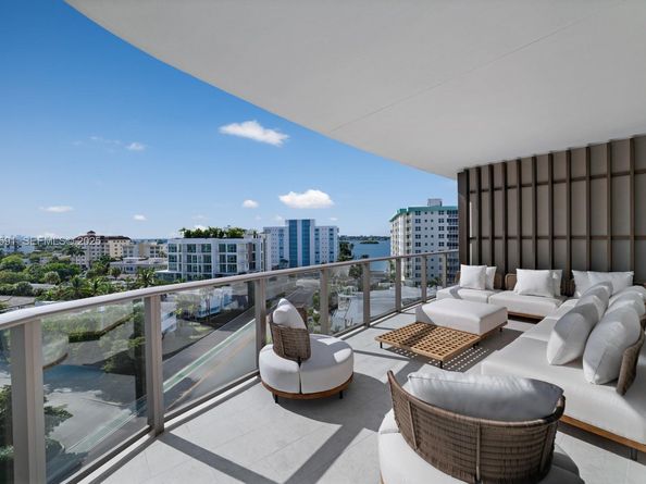 1135 103rd St PH4, Bay Harbor Islands FL 33154