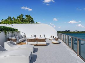 1135 103rd St PH4, Bay Harbor Islands FL 33154