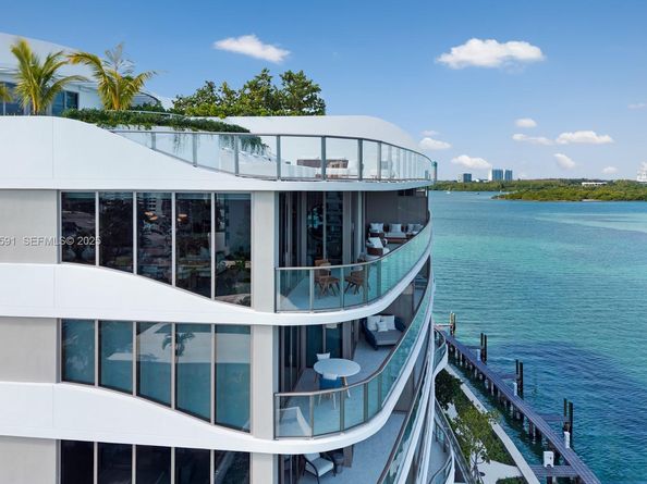 1135 103rd St PH4, Bay Harbor Islands FL 33154