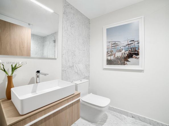 1135 103rd St PH4, Bay Harbor Islands FL 33154