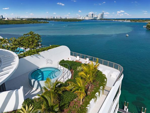 1135 103rd St PH4, Bay Harbor Islands FL 33154