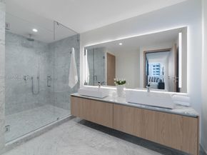 1135 103rd St PH4, Bay Harbor Islands FL 33154