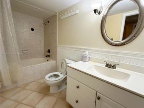 400 Leslie Dr 512, Hallandale Beach FL 33009