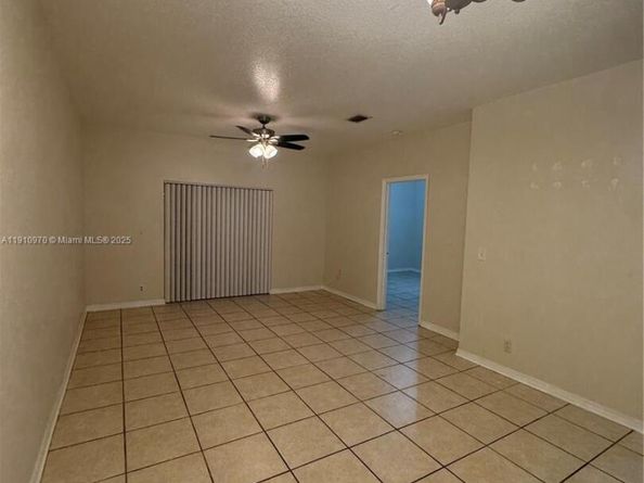 3670 NW 91st Ln 3670, Sunrise FL 33351