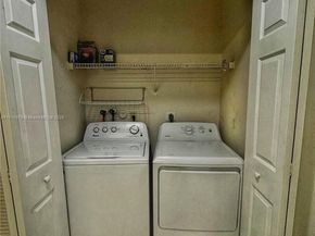 3670 NW 91st Ln 3670, Sunrise FL 33351