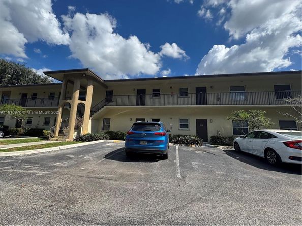 3670 NW 91st Ln 3670, Sunrise FL 33351