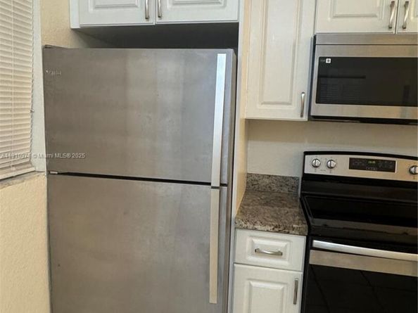 3670 NW 91st Ln 3670, Sunrise FL 33351