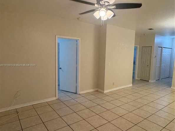 3670 NW 91st Ln 3670, Sunrise FL 33351