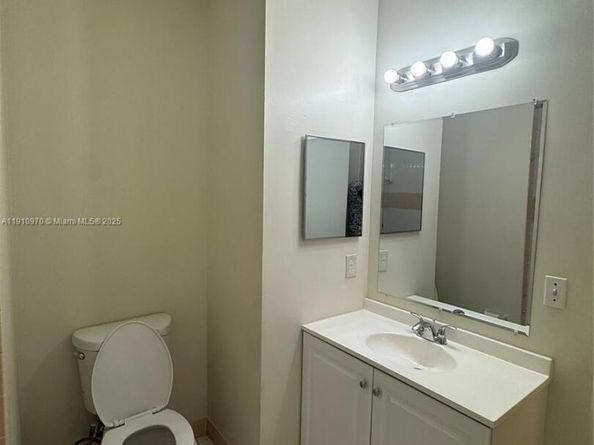 3670 NW 91st Ln 3670, Sunrise FL 33351