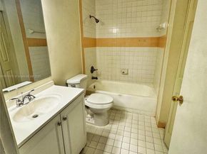 3670 NW 91st Ln 3670, Sunrise FL 33351