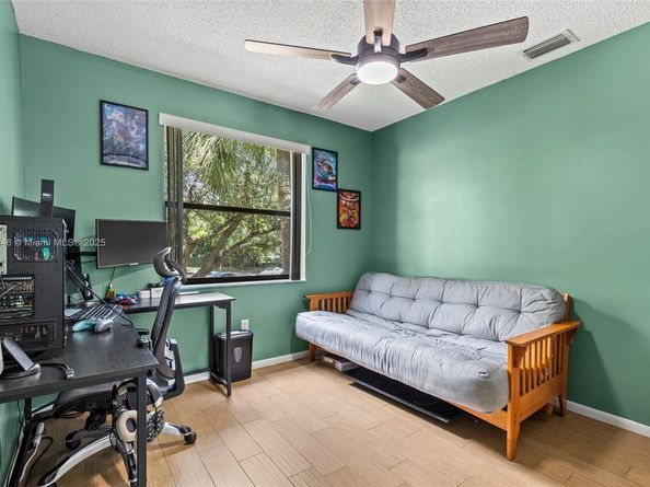 4300 NW 30th St 248, Coconut Creek FL 33066