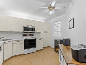 4300 NW 30th St 248, Coconut Creek FL 33066