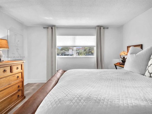 1280 SE 2nd Ct 1, Fort Lauderdale FL 33301